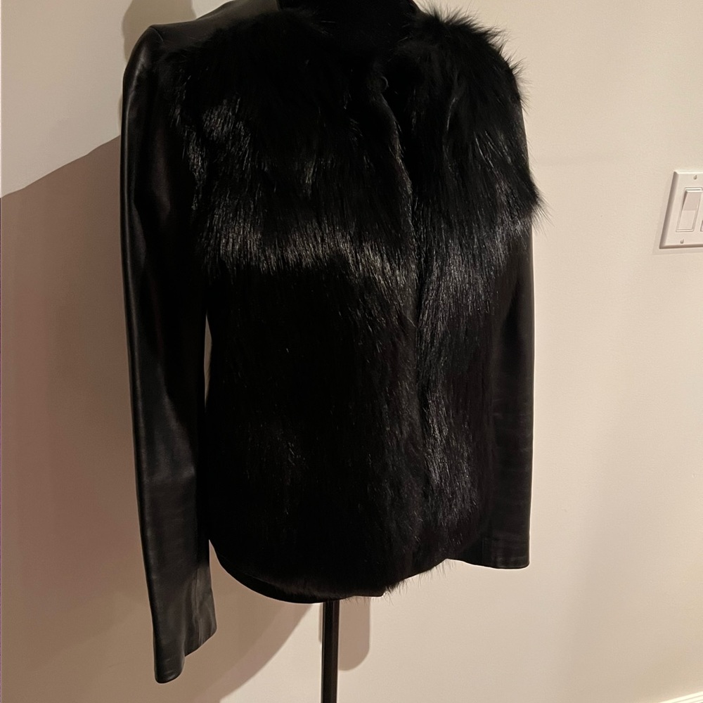 Leather jacket - Picture 2 of 7